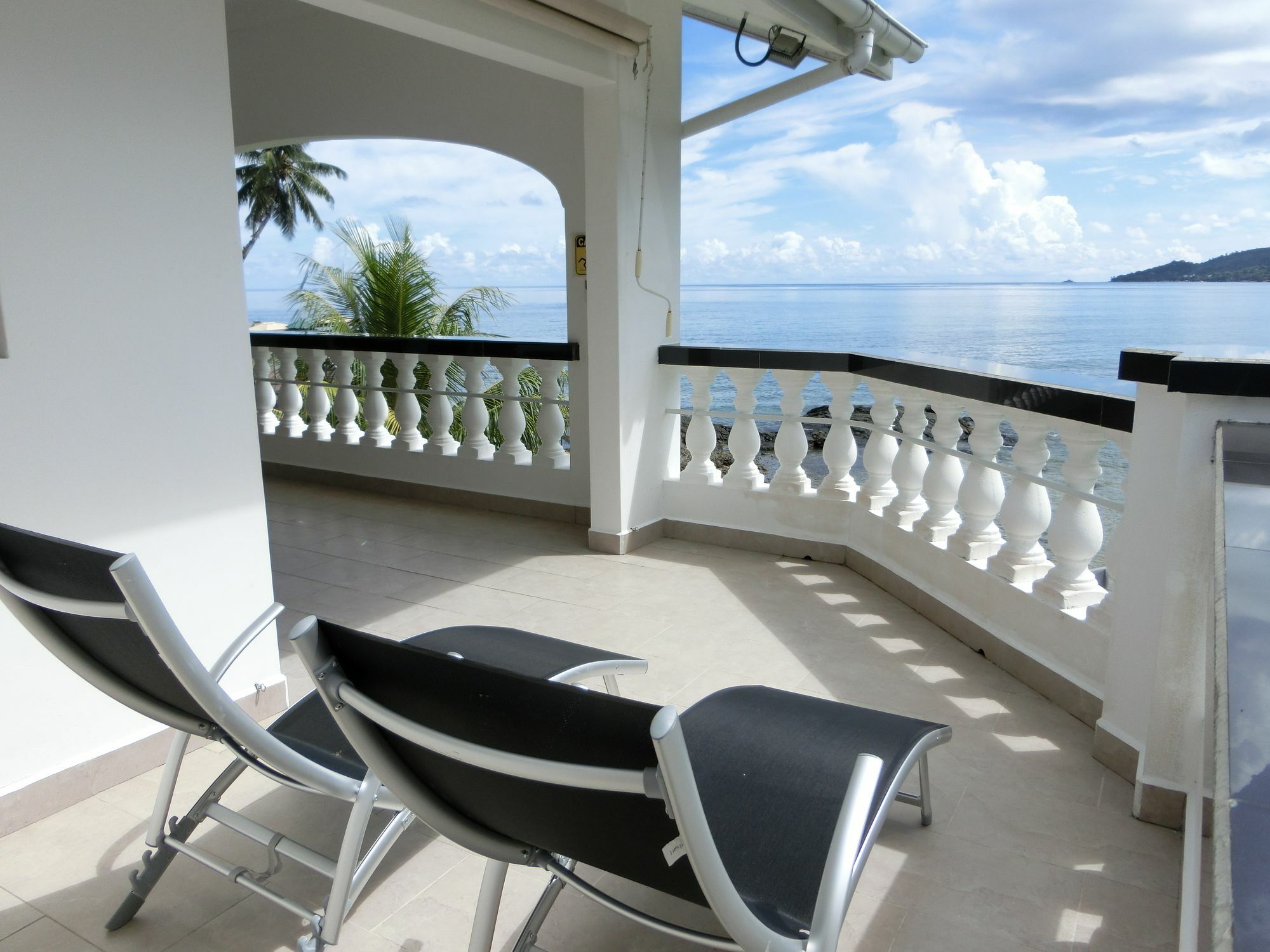 The Drake Seaside Apartment Beau Vallon  Exterior photo